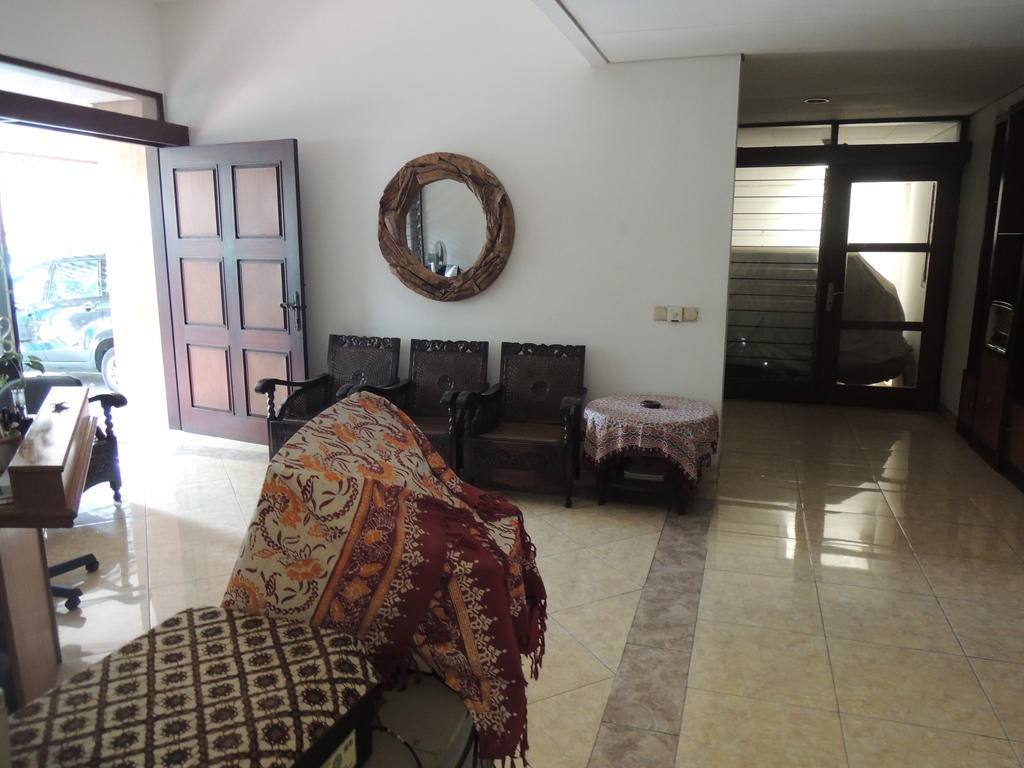 Rumah Polonia Guest House 자카르타 외부 사진